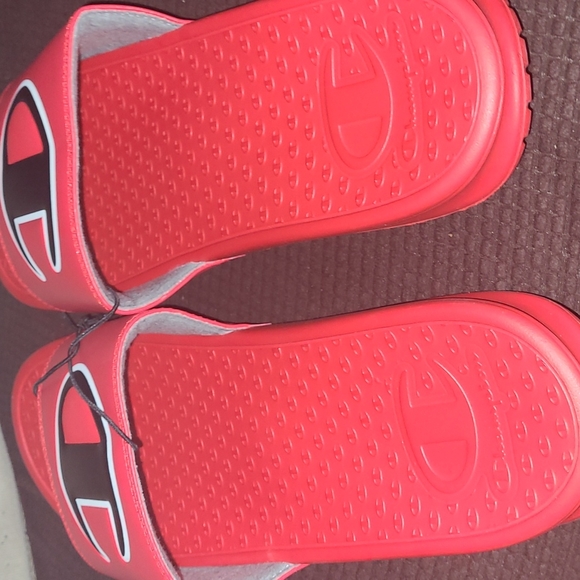 New Champion sliders size 14 - Picture 5 of 6